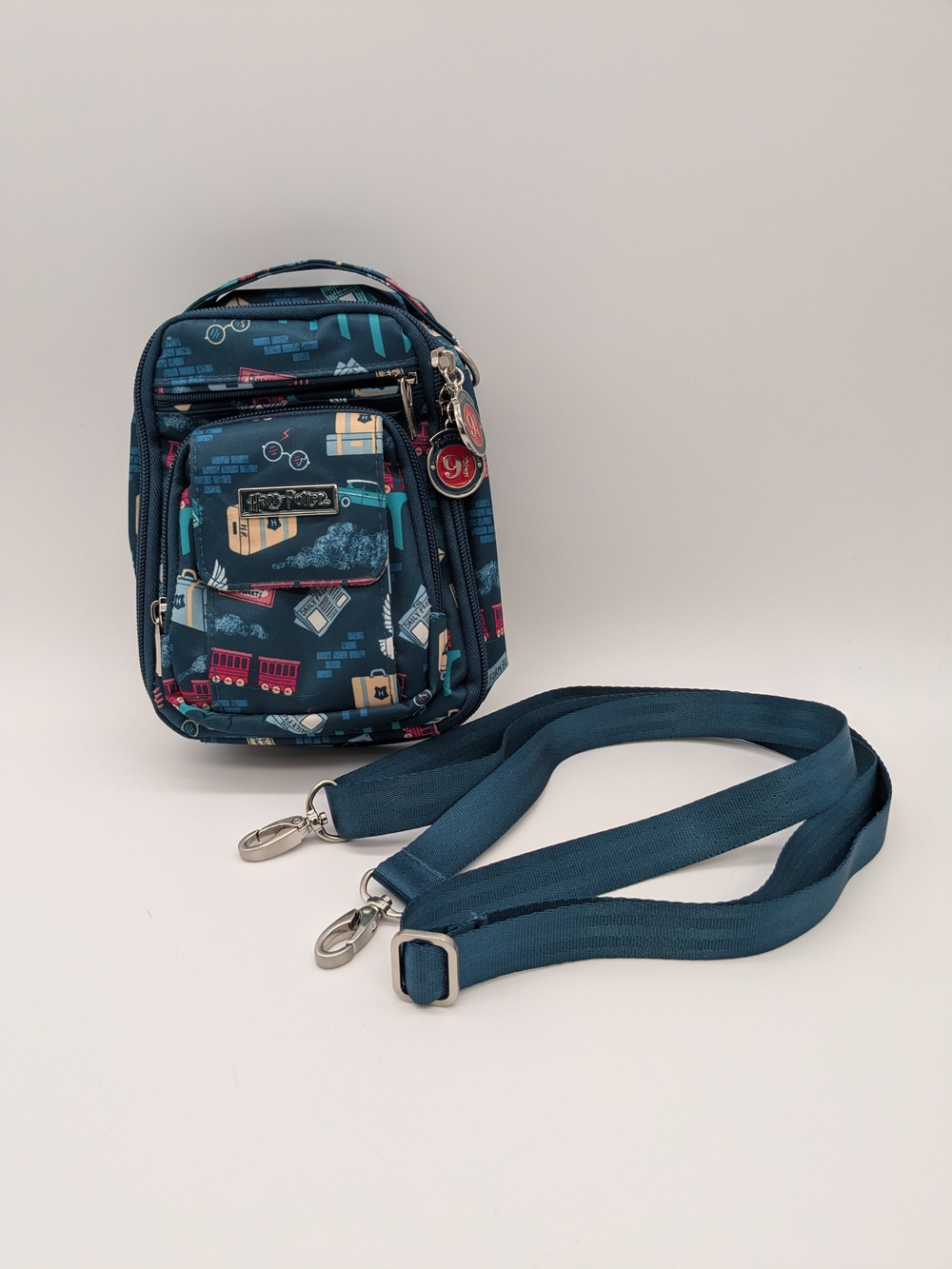 Ju-ju-be Harry Potter Printed Crossbody Bag Platform 9 3/4
